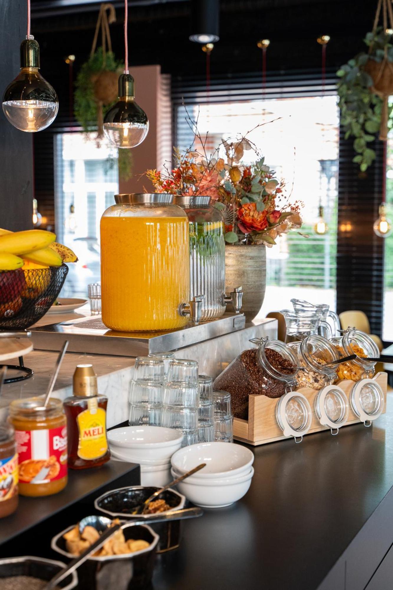 Ibis Styles Hasselt City Centre Luaran gambar