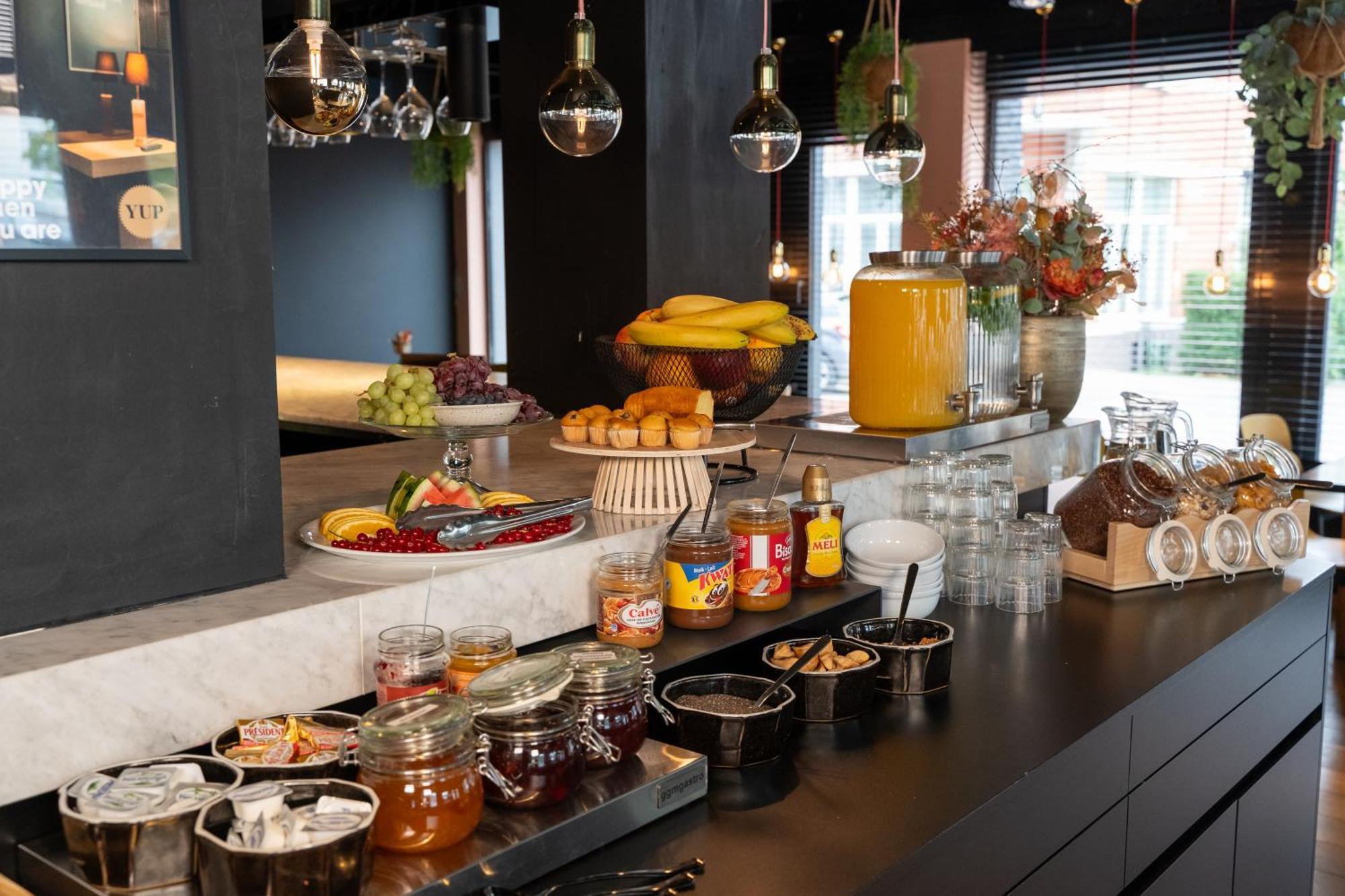 Ibis Styles Hasselt City Centre Luaran gambar